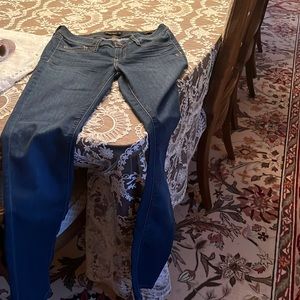 lightweight genetic denim skinny jean